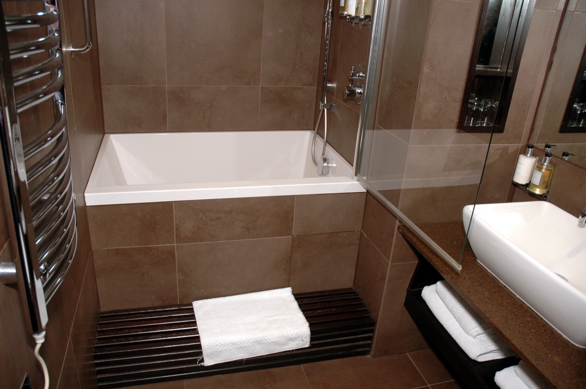  Bathroom  Soaking Tubs  For Small  Bathrooms  With Modern 