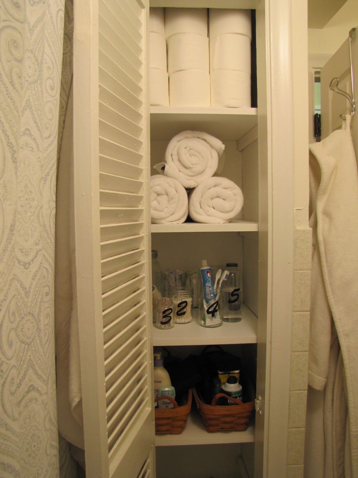 minimalist linen closet design ideas